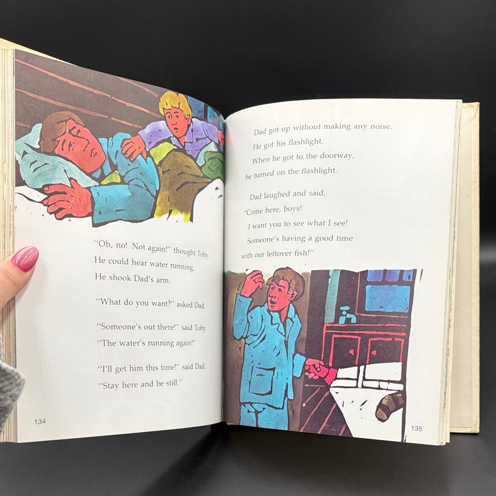 Vintage Rainbows Hardcover Book - Picture 8 of 9